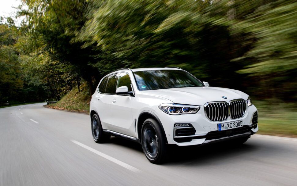 Laadpaal - bmw-x5-xdrive-45e-wit-970x610